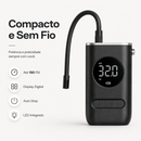 Compressor de ar portátil digital 150 PSI com bateria recarregável, lanterna LED e desligamento automático. Ideal para carro, moto, bicicleta, bolas e infláveis.